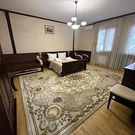 Отель Hotel&restaurant Senator