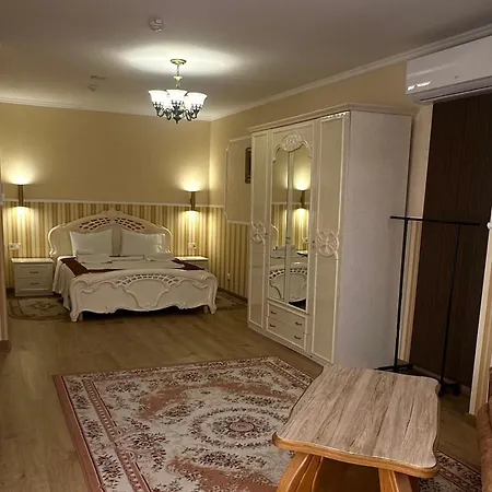 Hotel&restaurant Senator Отель