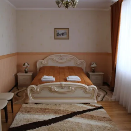 Hotel&restaurant Senator מלון 3*