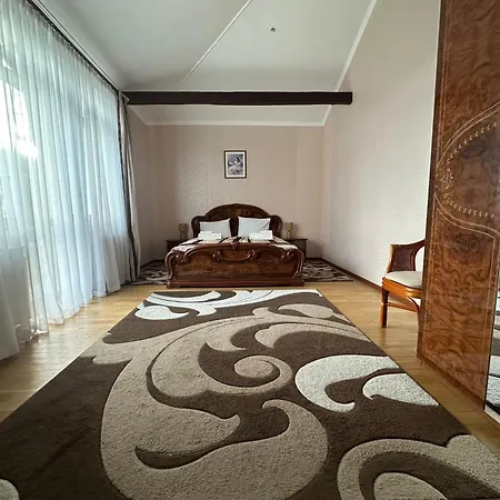 Hotel Hotel&Restaurant Senator Truskavets