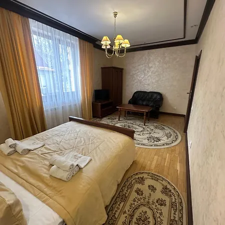 Отель Hotel&restaurant Senator