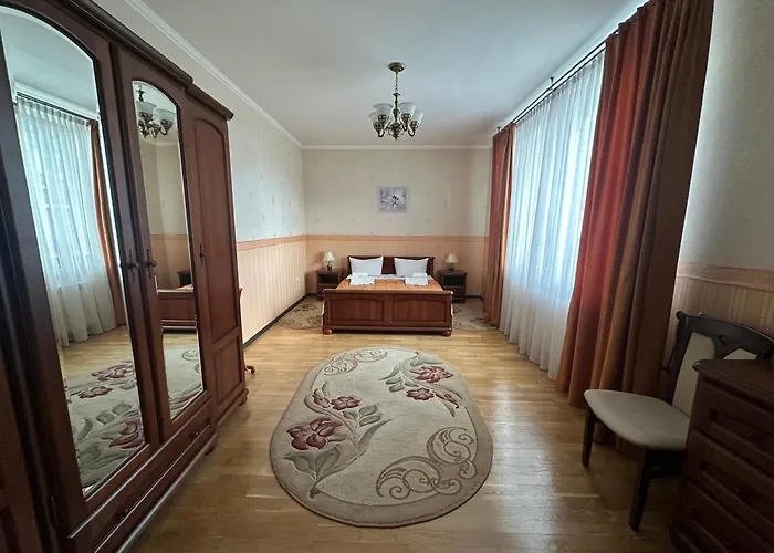 Отель Hotel&restaurant Senator